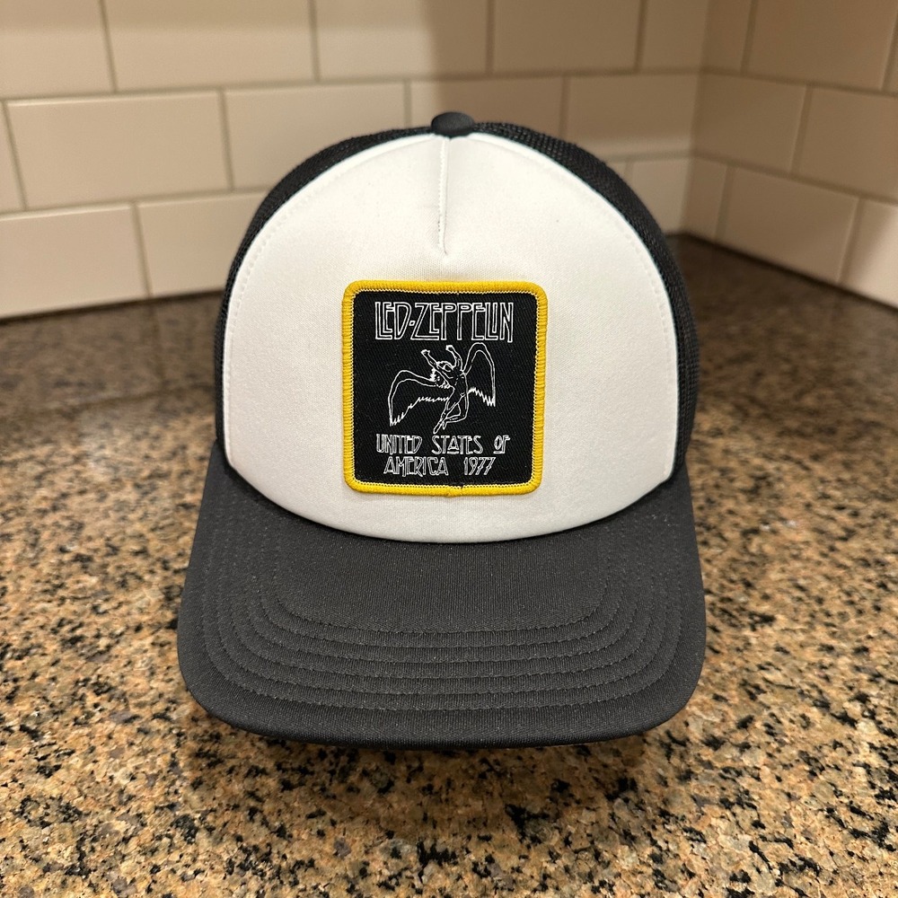 Led Zeppelin United States of America 1977 Trucker Hat Snapback Black
